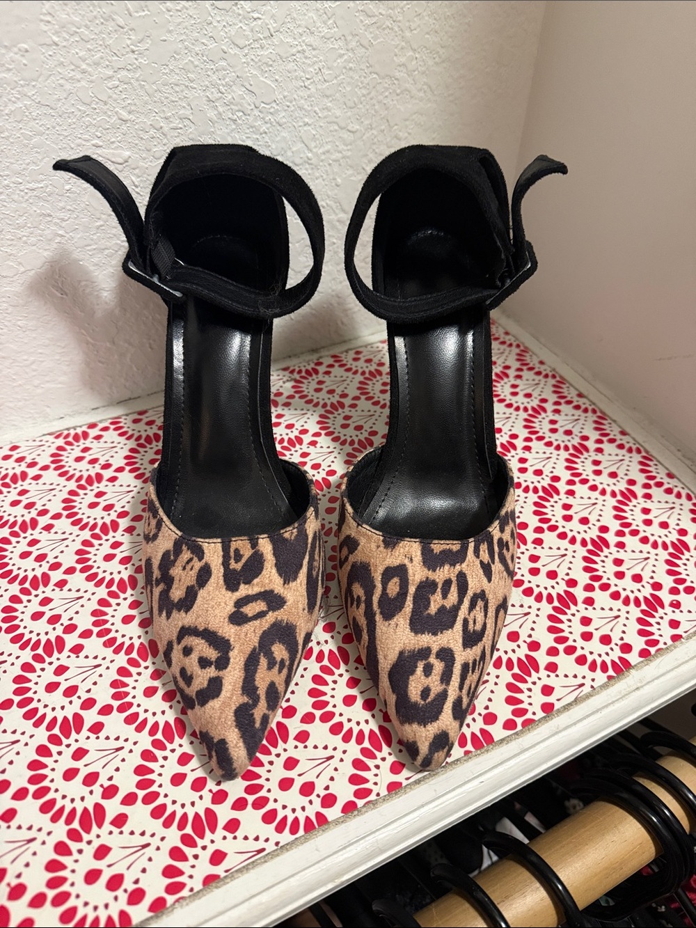 Leopard heels - Picture 3 of 3
